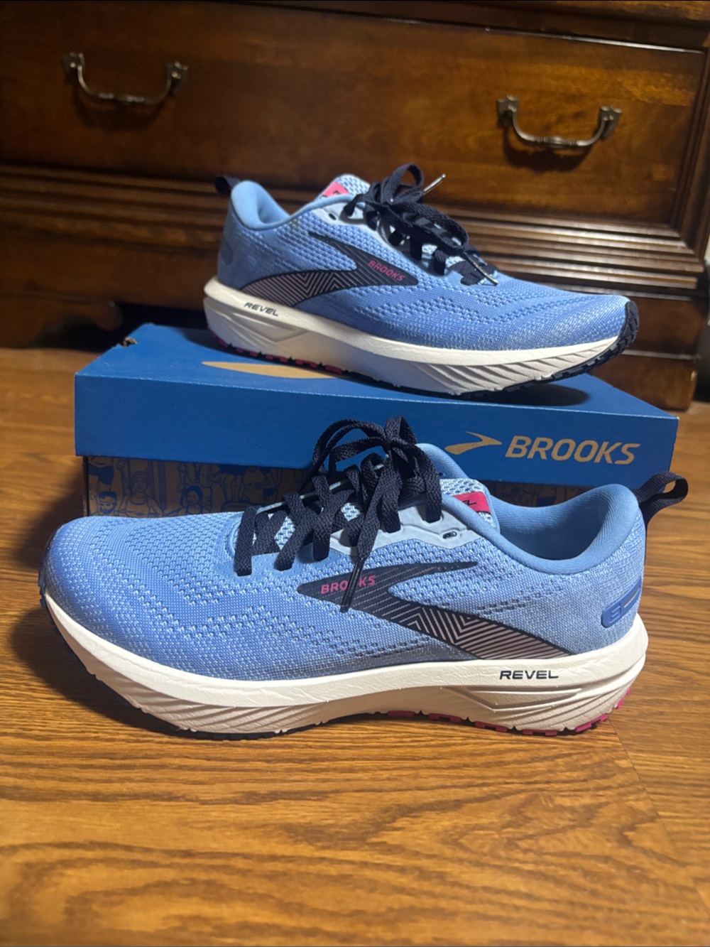 Brooks Revel 6 Light Blue Women's Running Sneakers with Black and pink Accents